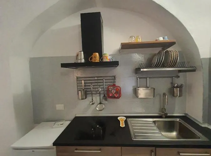 Monolocale Caterina Corniglia